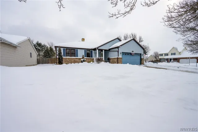 $359,900 | 43 Larkspur Lane, Amherst, NY 14228