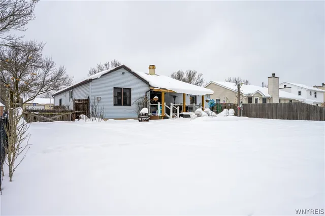 $359,900 | 43 Larkspur Lane, Amherst, NY 14228