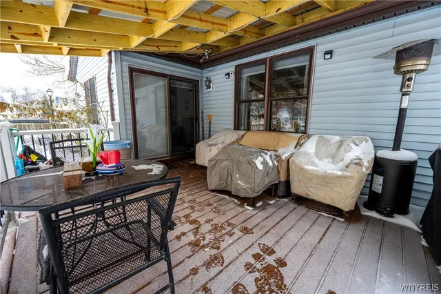 $359,900 | 43 Larkspur Lane, Amherst, NY 14228