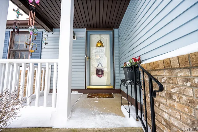 $359,900 | 43 Larkspur Lane, Amherst, NY 14228