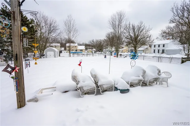 $359,900 | 43 Larkspur Lane, Amherst, NY 14228