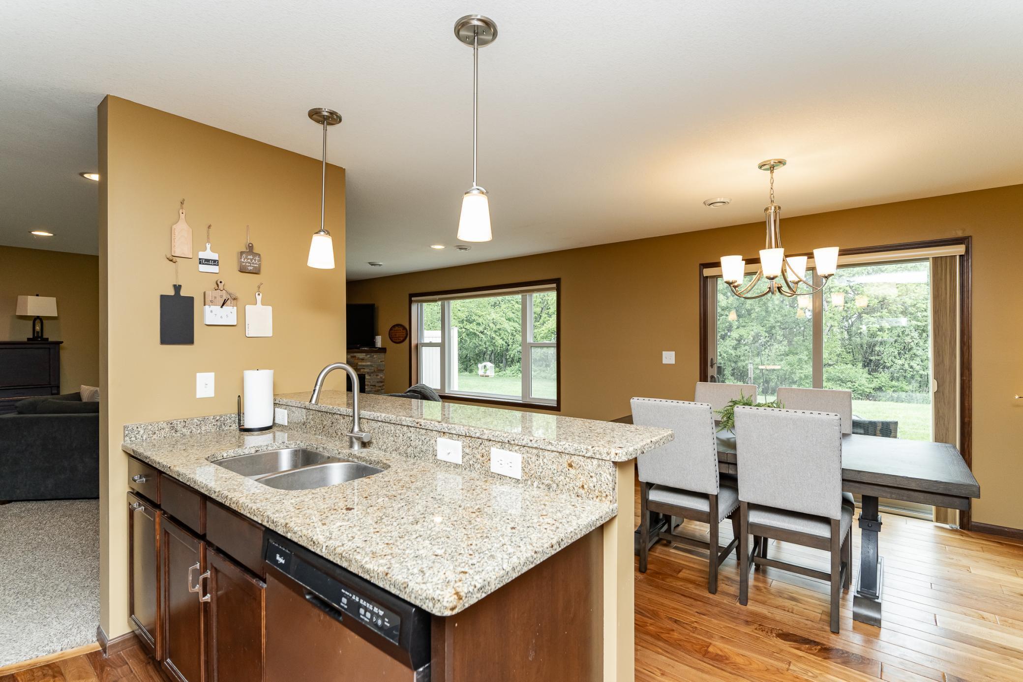 2481 Dallman Lane Southeast Rochester, MN 55904 - Photo 10 of 35 Gallery Image 10