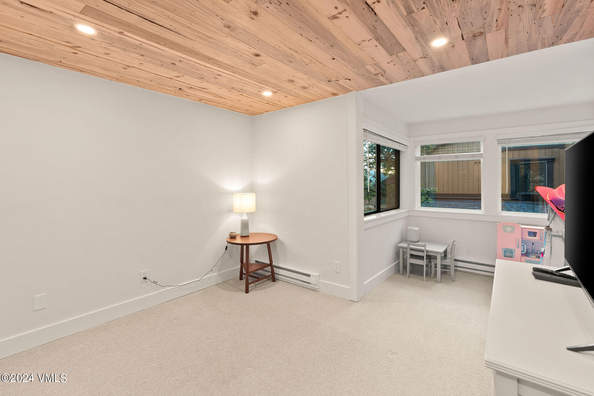 3094 Booth Falls Road, Unit 14 Vail, CO 81657 - Photo 21 of 36 a view of a livingroom with furniture and a couch