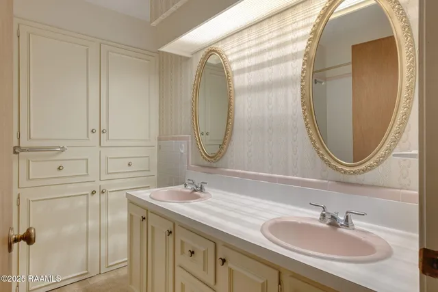 $199,900 | 216 Highland Drive, Lafayette, LA 70506