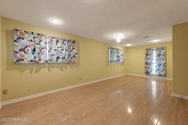 $199,900 | 216 Highland Drive, Lafayette, LA 70506