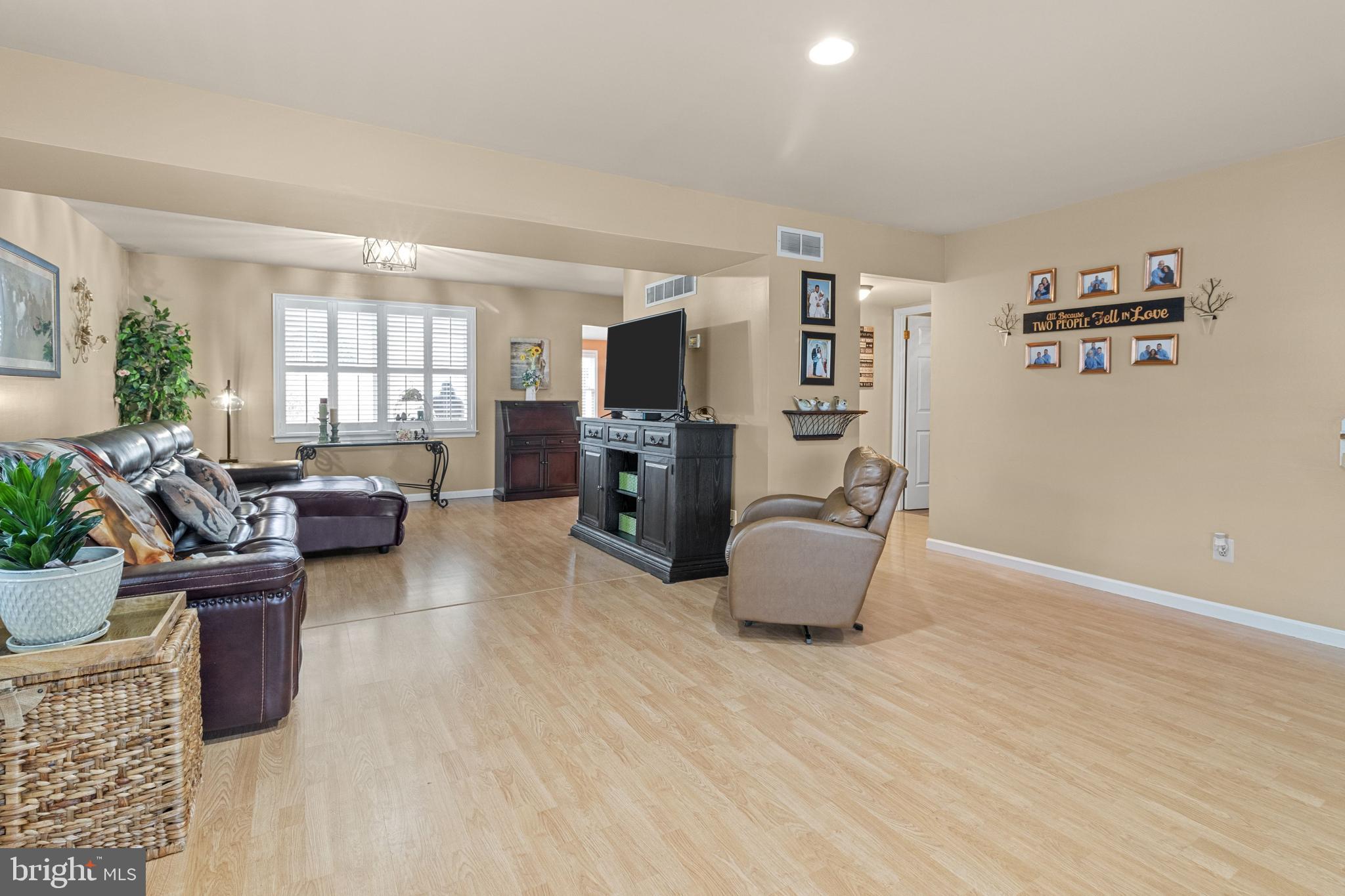 508 Stanford Road Fairless Hills, PA 19030 - Photo 9 of 49 Gallery Image 9