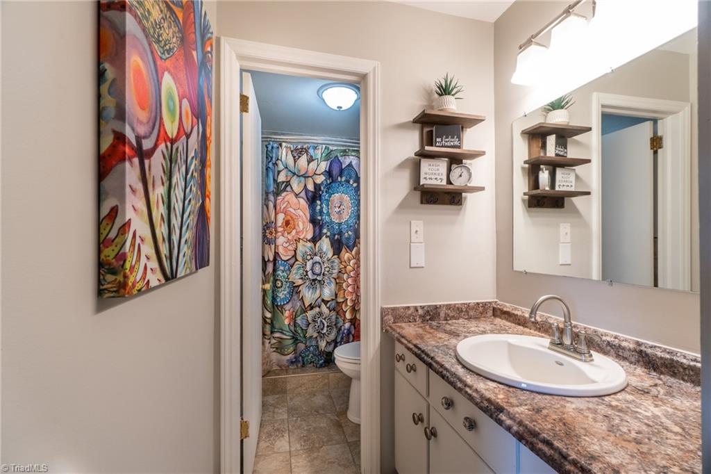 5218 Appomattox Road Pleasant Garden, NC 27313 - Photo 14 of 20