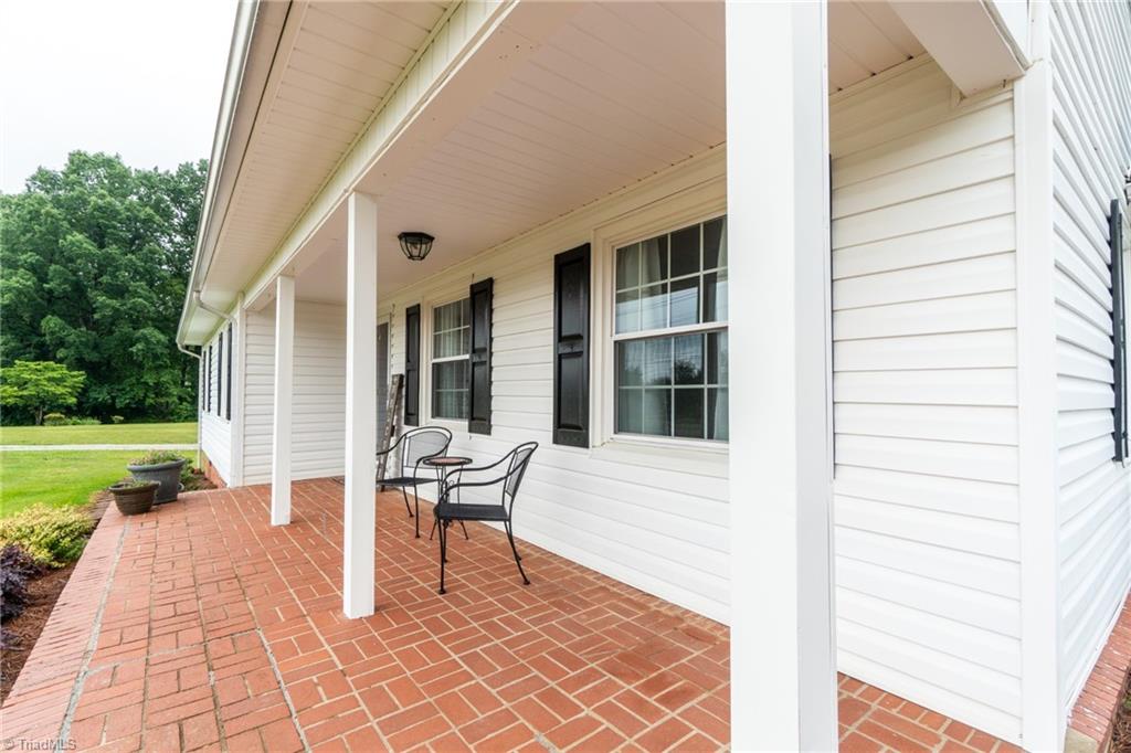5218 Appomattox Road Pleasant Garden, NC 27313 - Photo 2 of 20