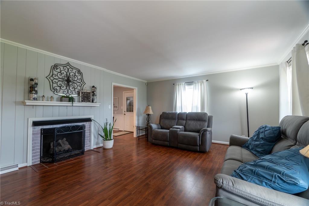 5218 Appomattox Road Pleasant Garden, NC 27313 - Photo 4 of 20