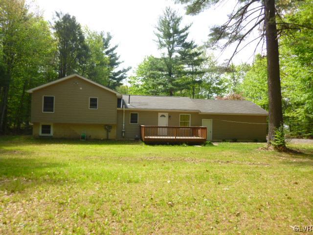 268 Sundance Road Effort, PA 18330 - Photo 25 of 28 a front view of house with yard and green space