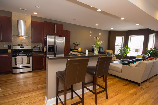 4446 North Sheridan Road, Unit 2 Chicago, IL 60640 - Photo 2 of 16
