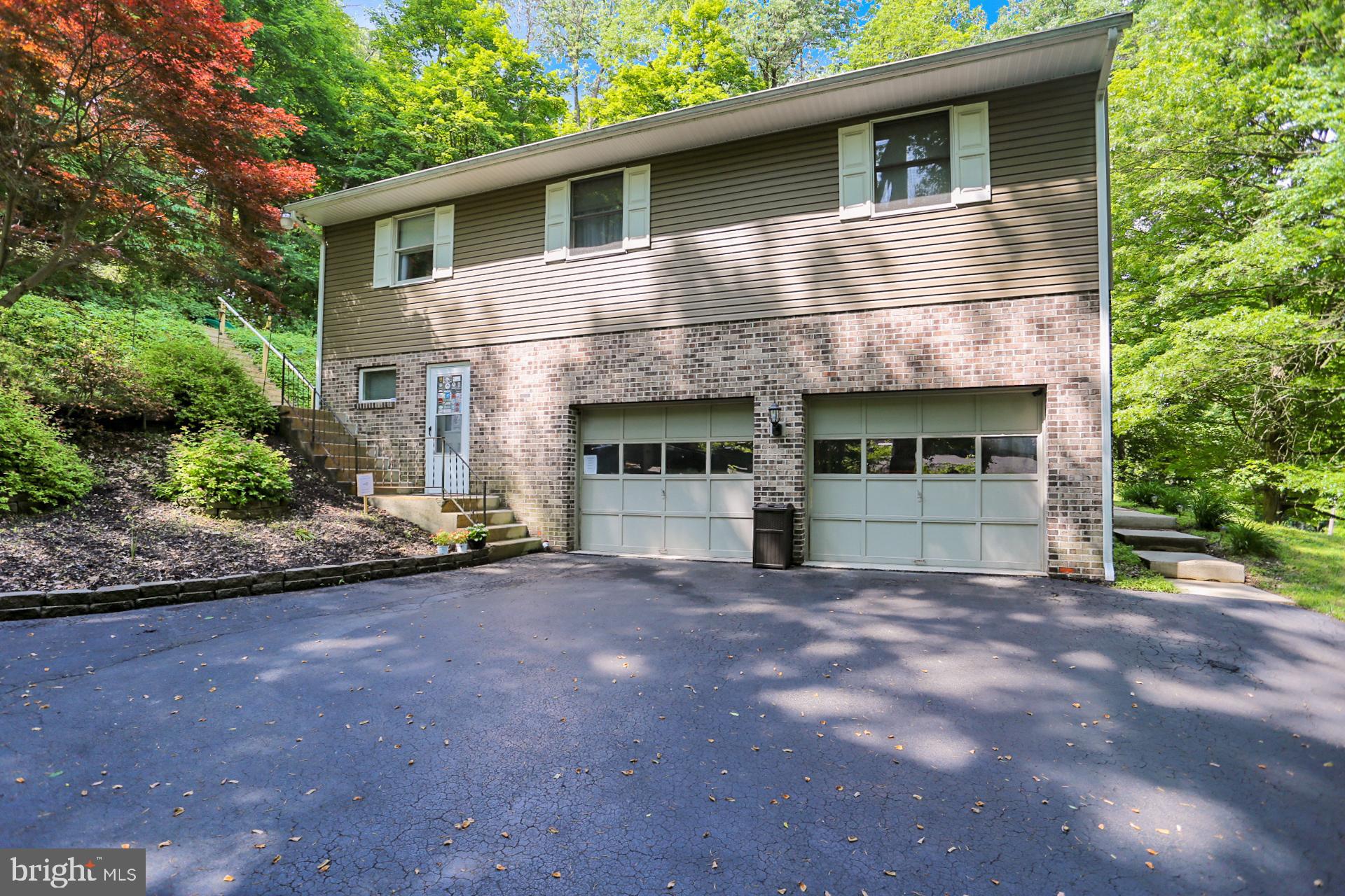 300 Mountain View Road Reading, PA 19607 - Photo 37 of 41