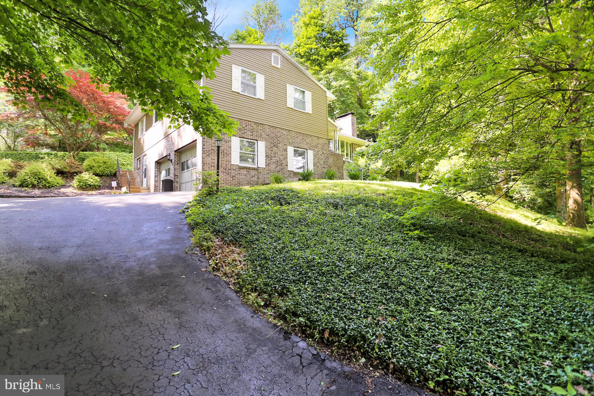 300 Mountain View Road Reading, PA 19607 - Photo 5 of 41