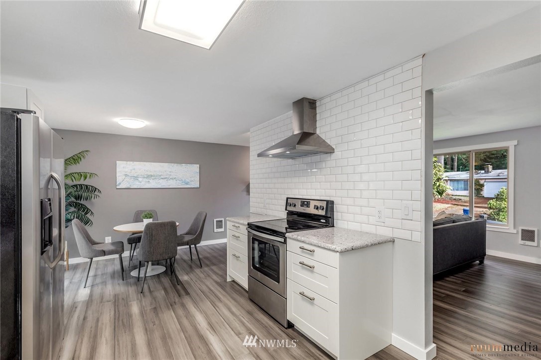 22304 17th Place West Bothell, WA 98021 - Photo 5 of 20