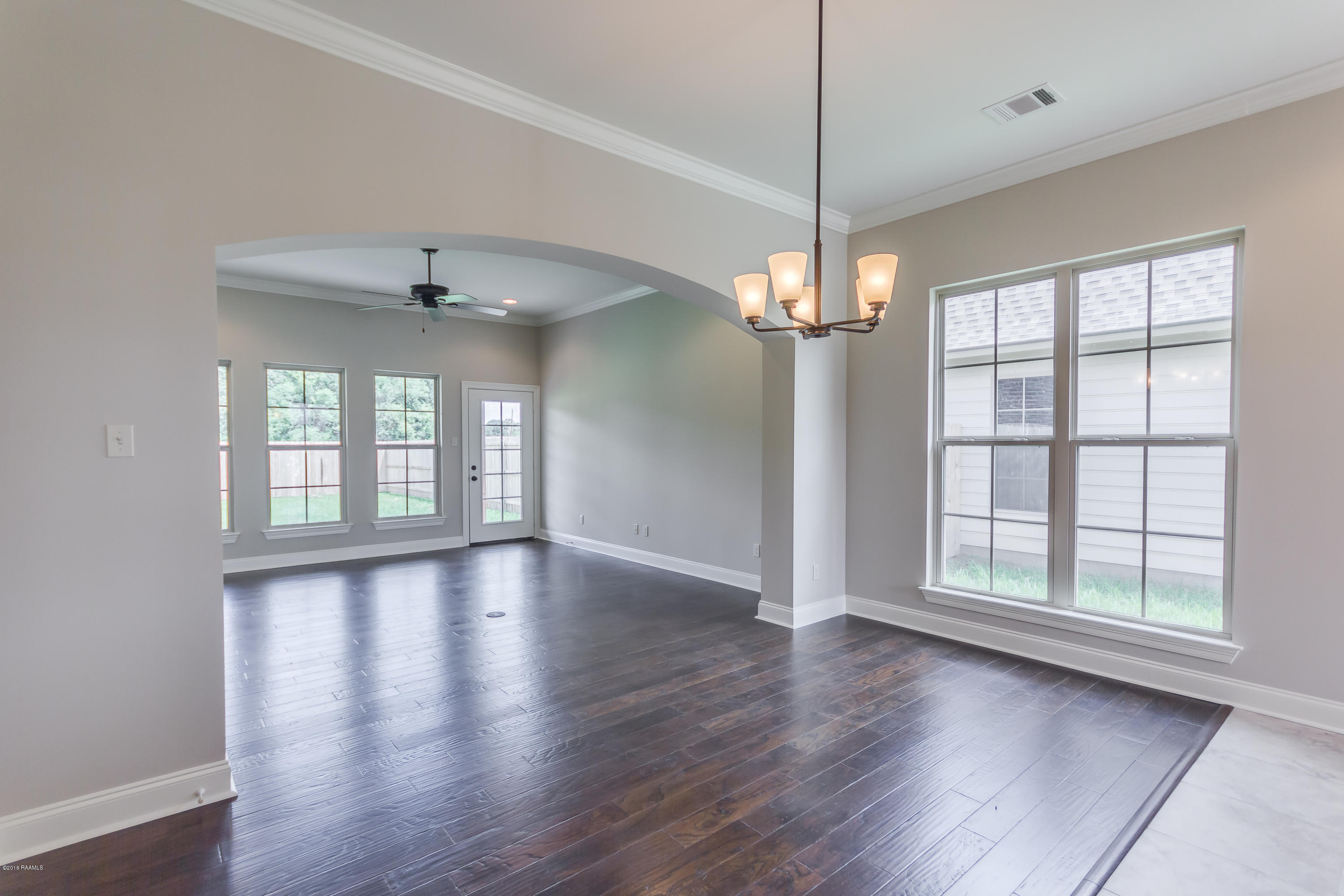 917 Russo Road New Iberia, LA 70563 - Photo 13 of 32 917 Russo--12