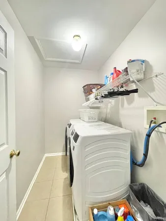 $3,200 | 3023 Crystal Rock Road, Naperville, IL 60564