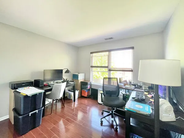 $3,200 | 3023 Crystal Rock Road, Naperville, IL 60564