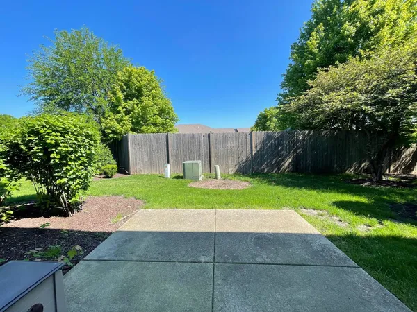 $3,200 | 3023 Crystal Rock Road, Naperville, IL 60564