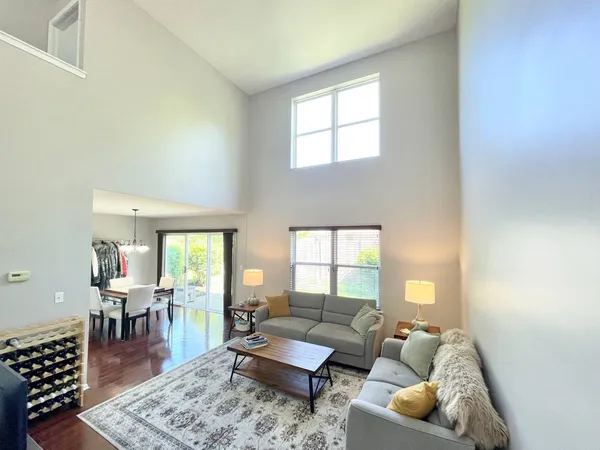 $3,200 | 3023 Crystal Rock Road, Naperville, IL 60564