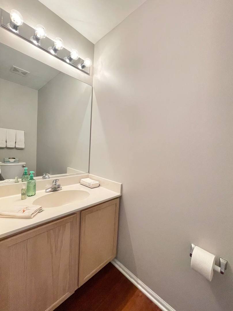 3023 Crystal Rock Road Naperville, IL 60564 - Photo 9 of 17