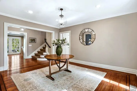 $3,389,000 | 40 Algonquin Drive, Chappaqua, NY 10514