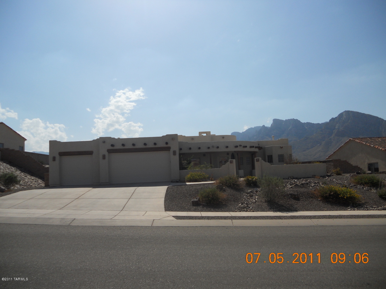 10964 North Pusch Ridge View Place Oro Valley, AZ 85737 - Photo 2 of 14