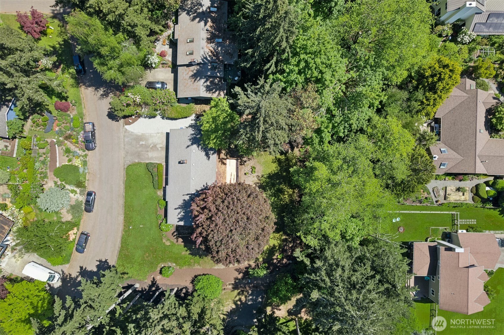 711 Eagle Cliff Road Northeast Bainbridge Island, WA 98110 - Photo 23 of 31