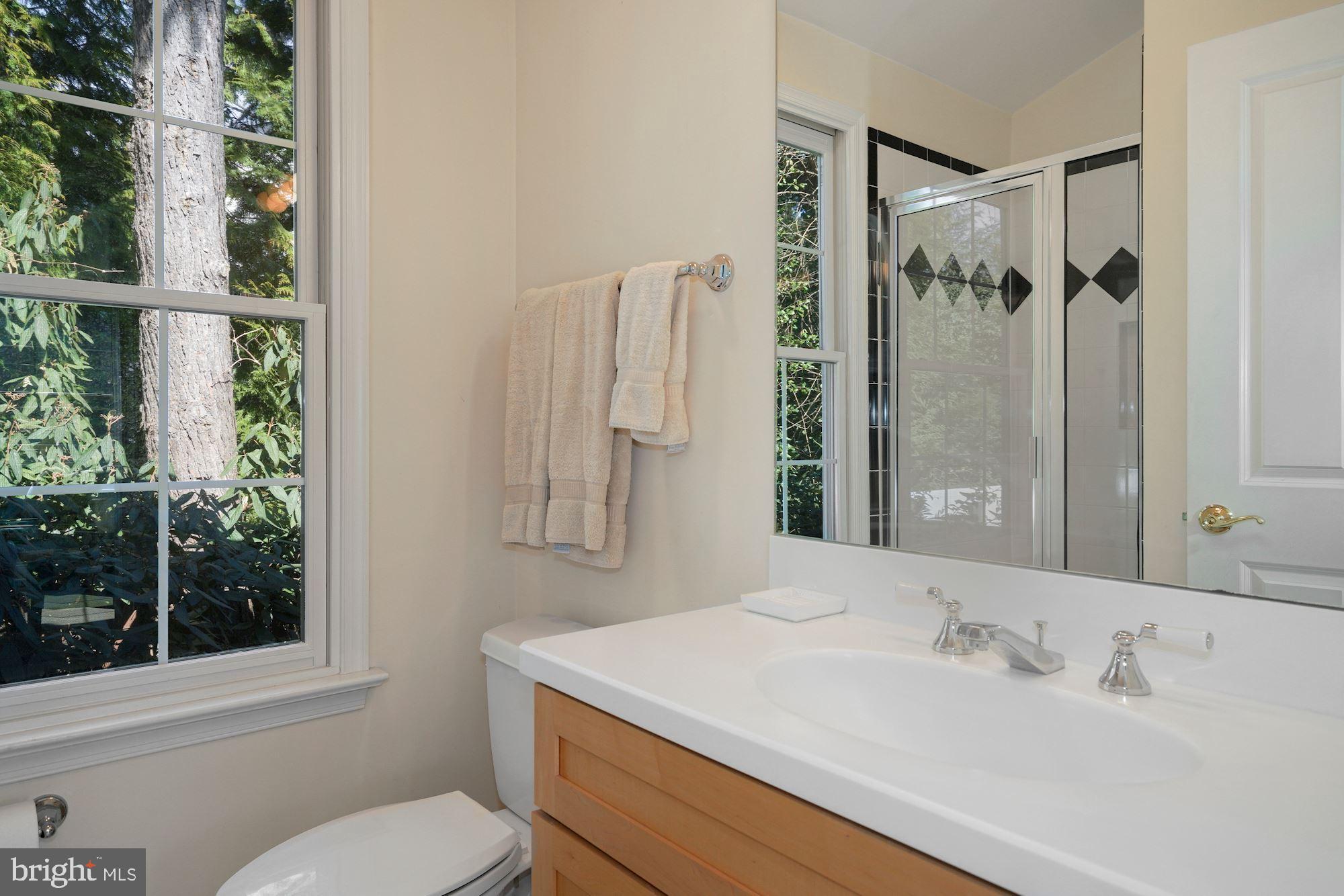 5910 Bradley Boulevard Bethesda, MD 20814 - Photo 34 of 42 Full bath in studio