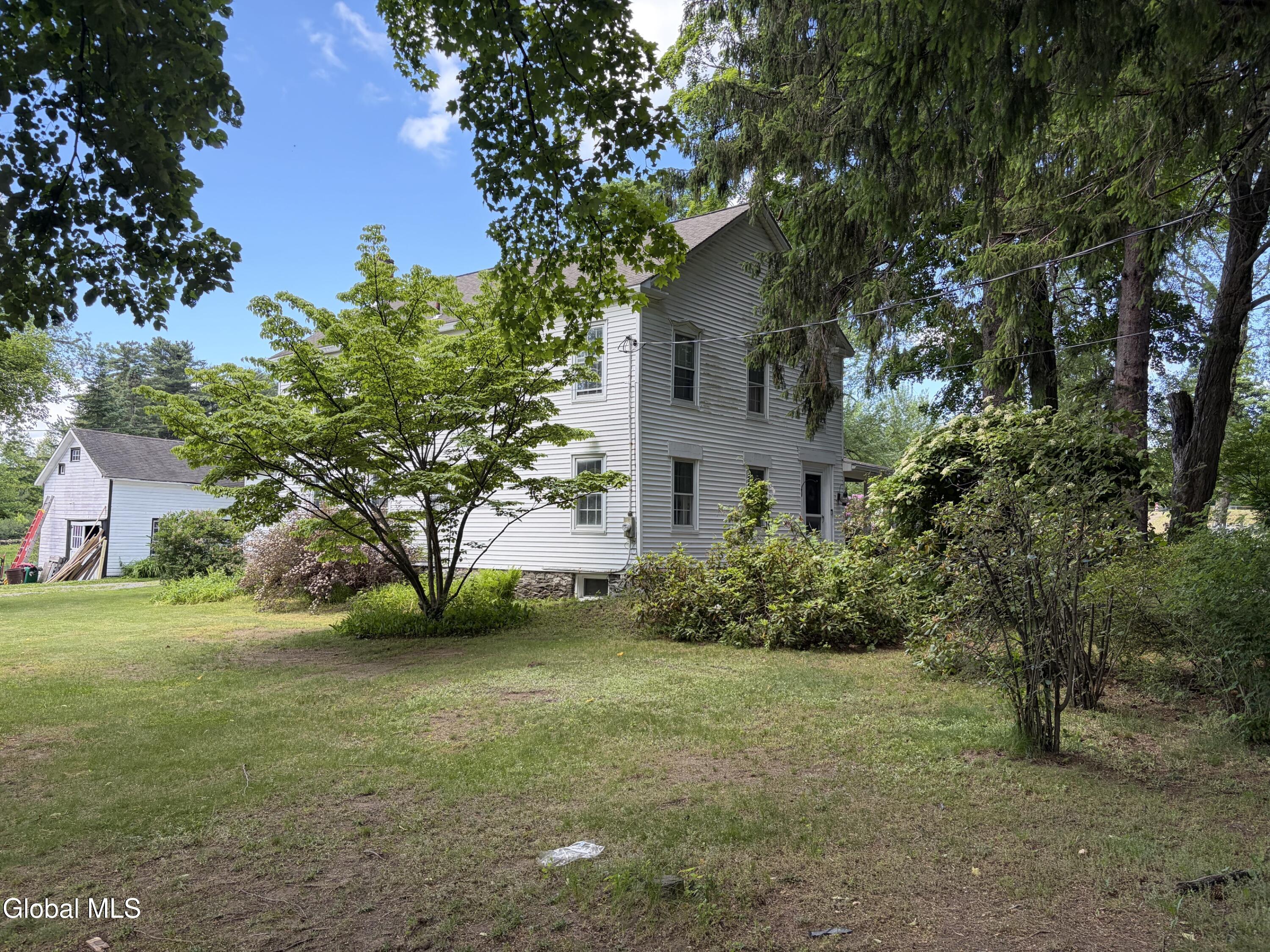 3002 Consaul Road Schenectady, NY 12304 - Photo 1 of 7 IMG_0295