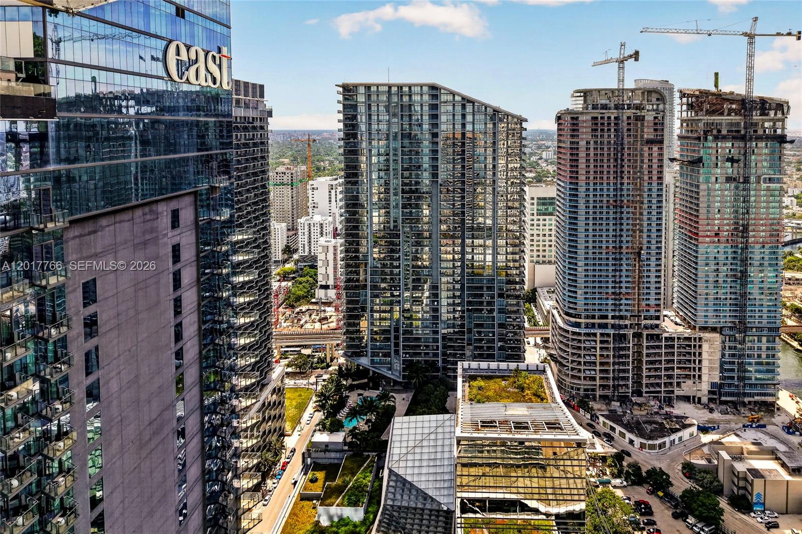 88 Southwest 7th Street, Unit PH4202 Miami, FL 33130 - Photo 82 of 88