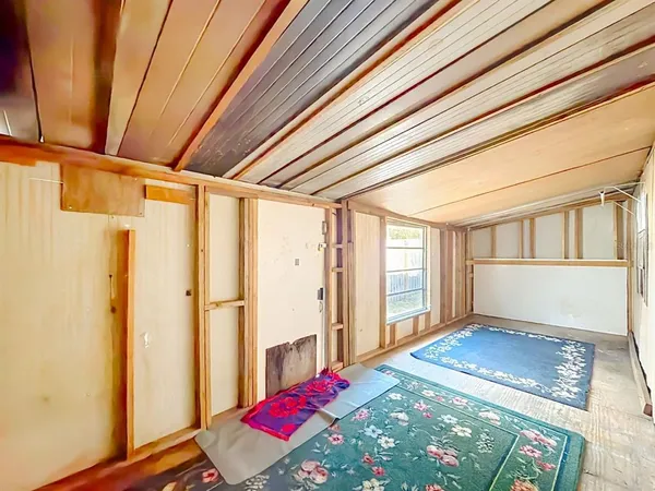 a view of an entryway with bedroom