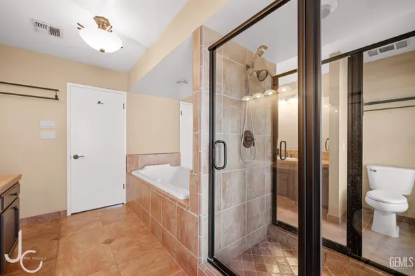 $649,995 | Undisclosed Address, Bakersfield, CA 93306