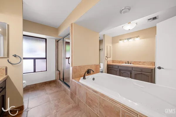 $649,995 | Undisclosed Address, Bakersfield, CA 93306