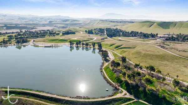 $649,995 | Undisclosed Address, Bakersfield, CA 93306