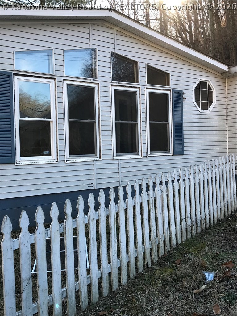 27538 Pond Fork Road Bim, WV 25021 - Photo 2 of 12 Gallery Image 2