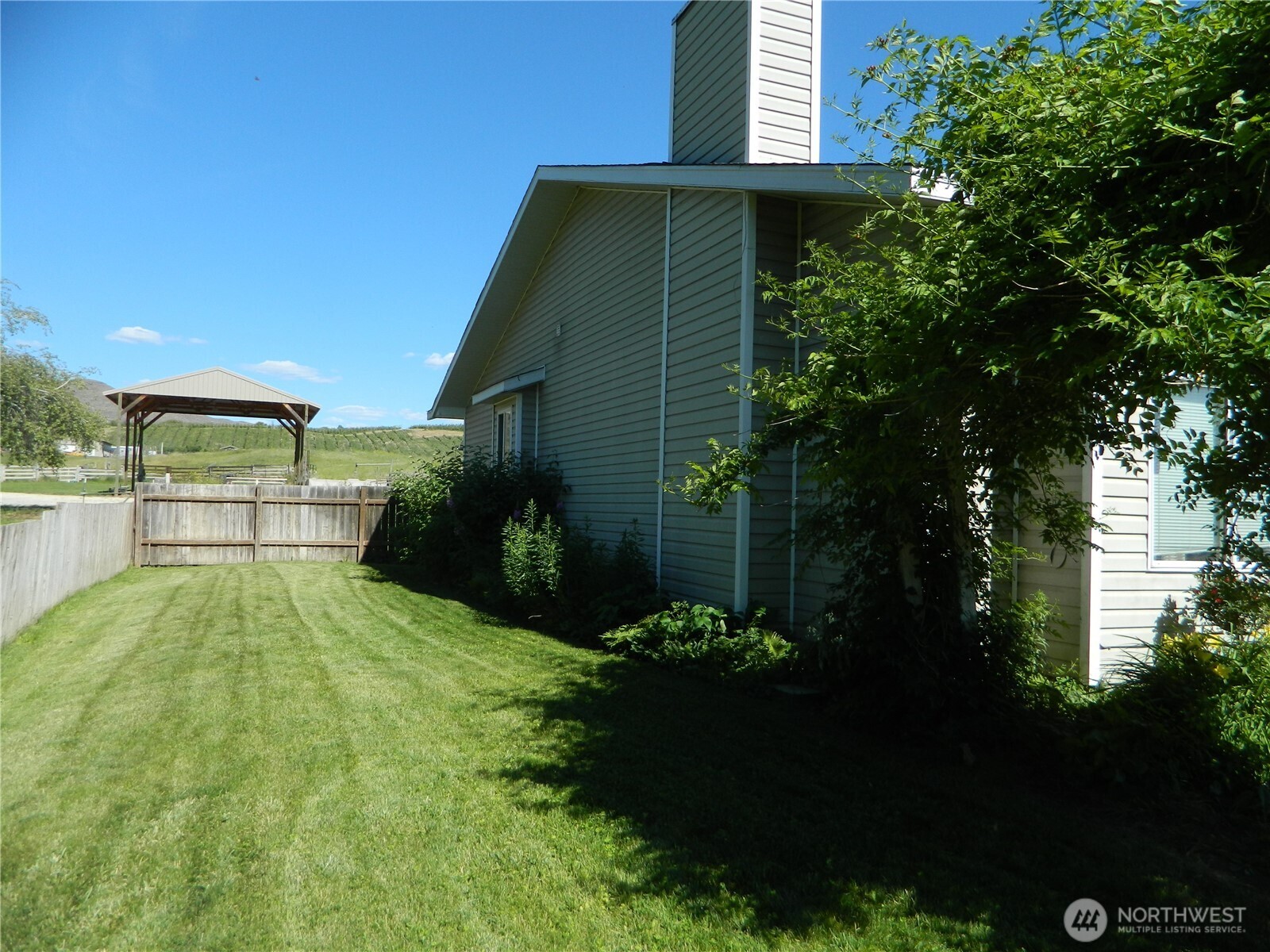 16 Orchard Loop South Tonasket, WA 98855 - Photo 3 of 21