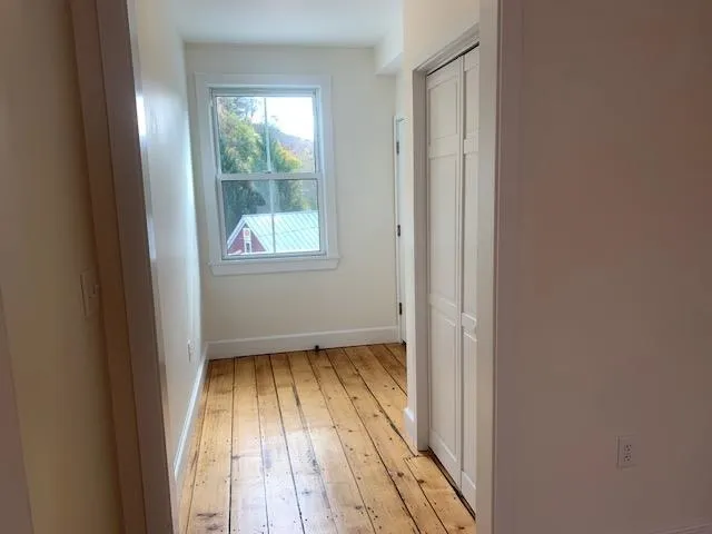 $2,800 | 21 Central Street, Unit 3, Woodstock, VT 05091