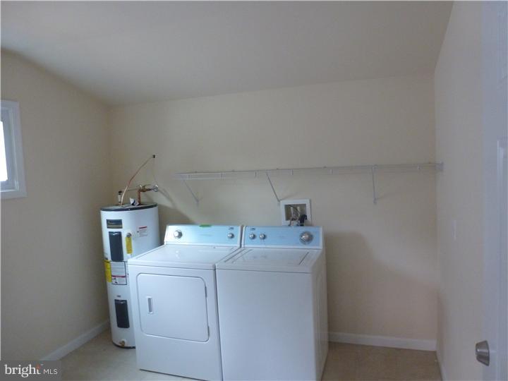 49 Tinsel Road Levittown, PA 19056 - Photo 8 of 10 Laundry Room