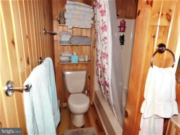 $749,000 | 515 Lookout Lane, Riverton, WV 26814