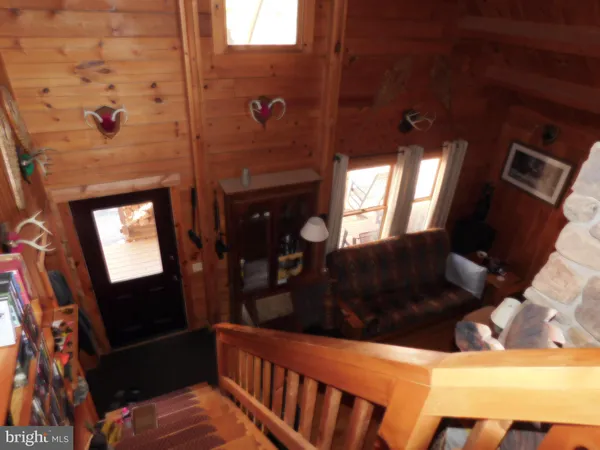 $749,000 | 515 Lookout Lane, Riverton, WV 26814