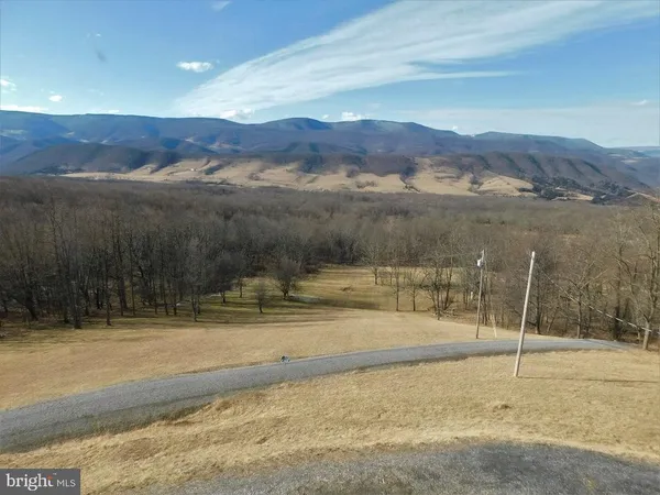 $749,000 | 515 Lookout Lane, Riverton, WV 26814