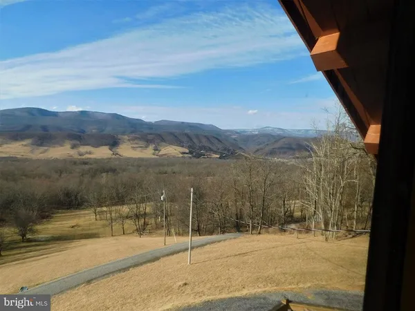 $749,000 | 515 Lookout Lane, Riverton, WV 26814