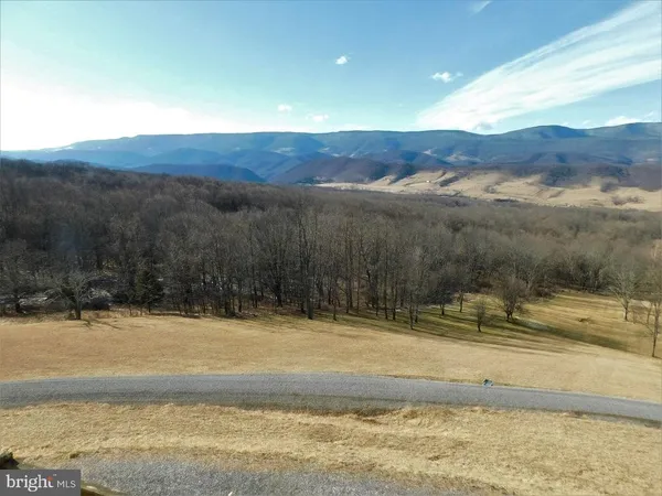 $749,000 | 515 Lookout Lane, Riverton, WV 26814