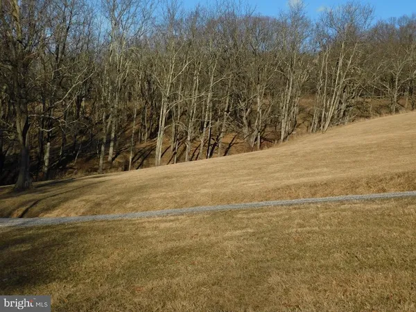 $749,000 | 515 Lookout Lane, Riverton, WV 26814