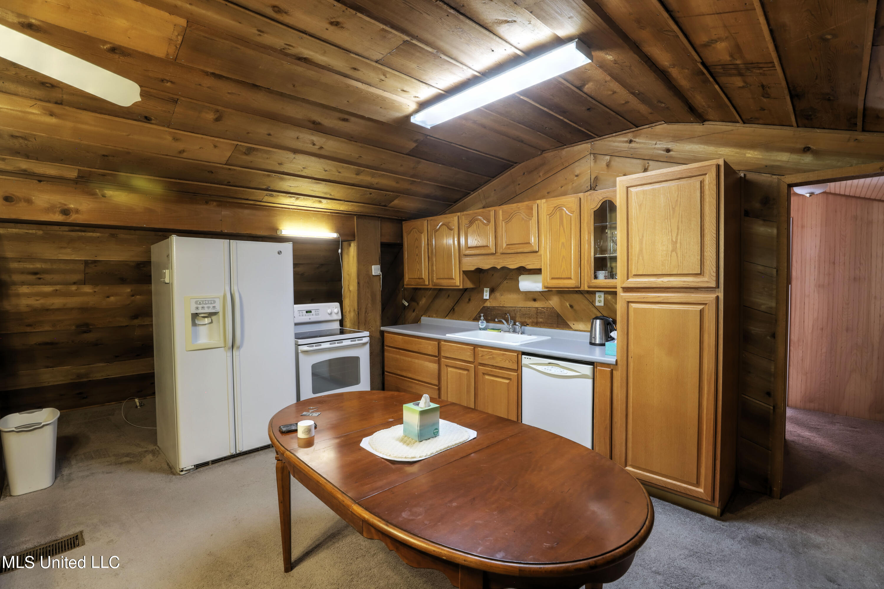 25168 Arcadia Farm Road Pass Christian, MS 39571 - Photo 5 of 31 Kitchen