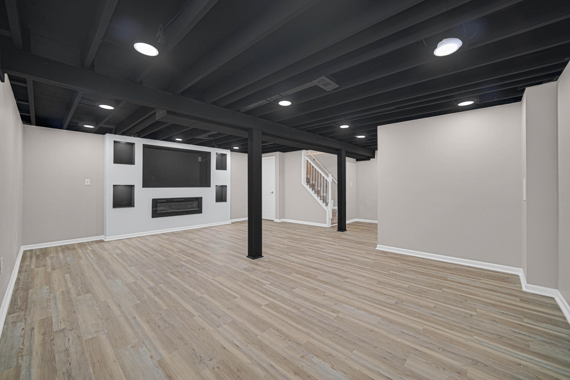 2308 Waite Street Gary, IN 46404 - Photo 14 of 16 1920x1280