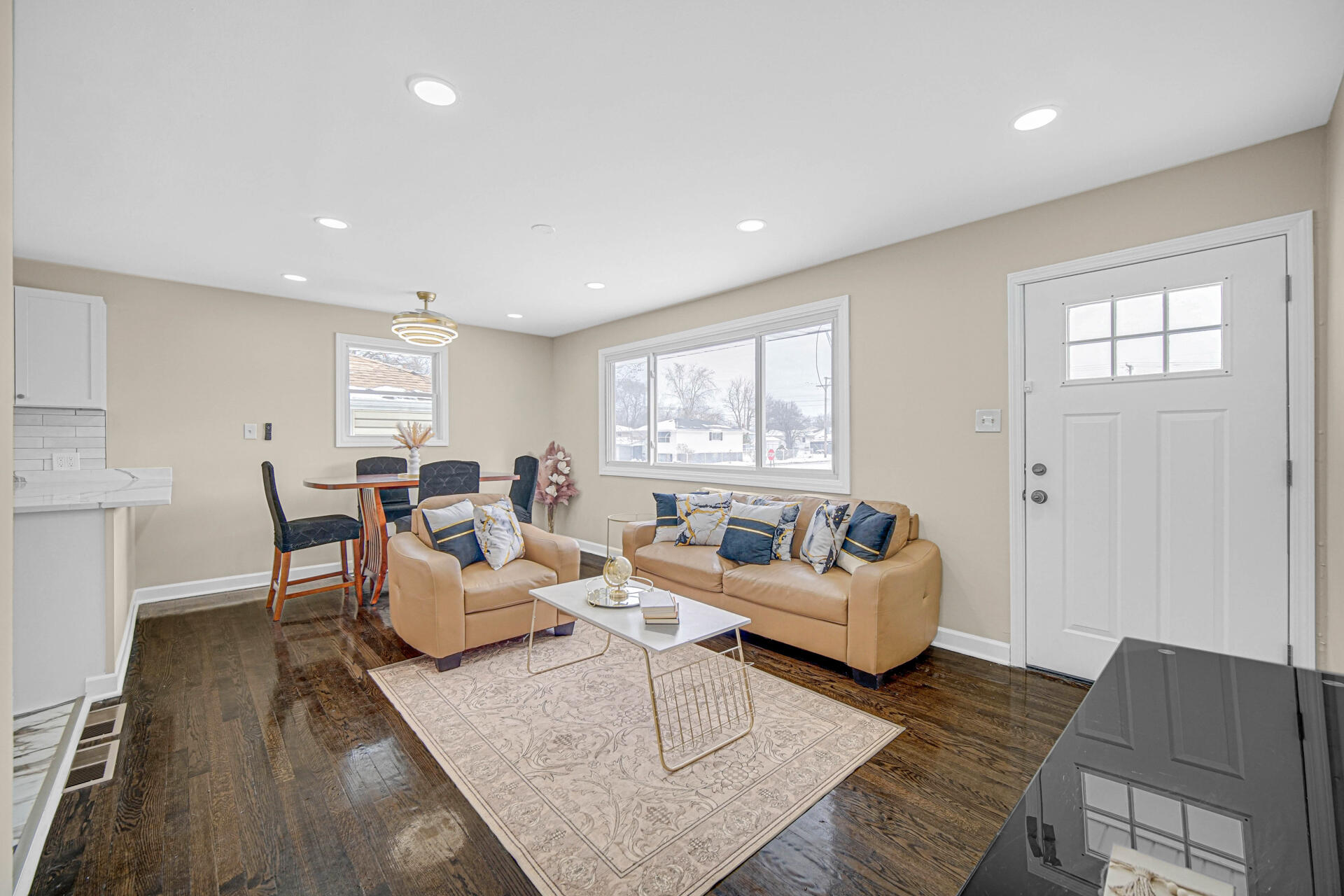 2308 Waite Street Gary, IN 46404 - Photo 2 of 16 1920x1280