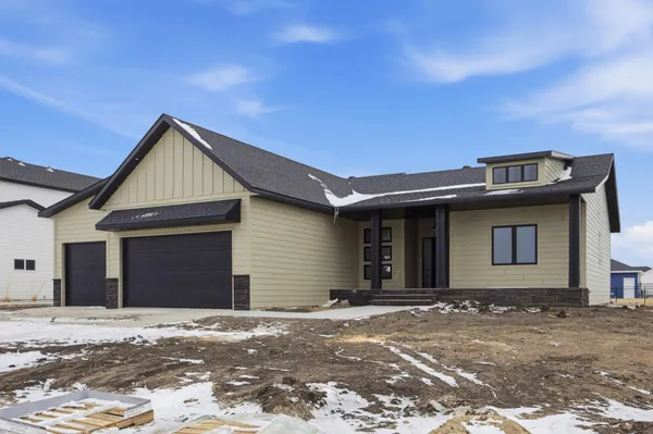 $769,900 | 4270 Bristlecone Loop South, Fargo, ND 58104