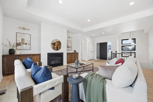 $769,900 | 4270 Bristlecone Loop South, Fargo, ND 58104