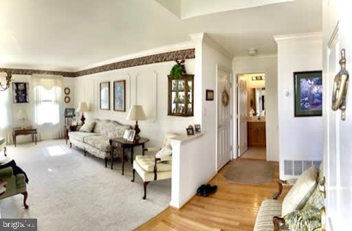 209 Raintree Crossing Hatfield, PA 19440 - Photo 2 of 16